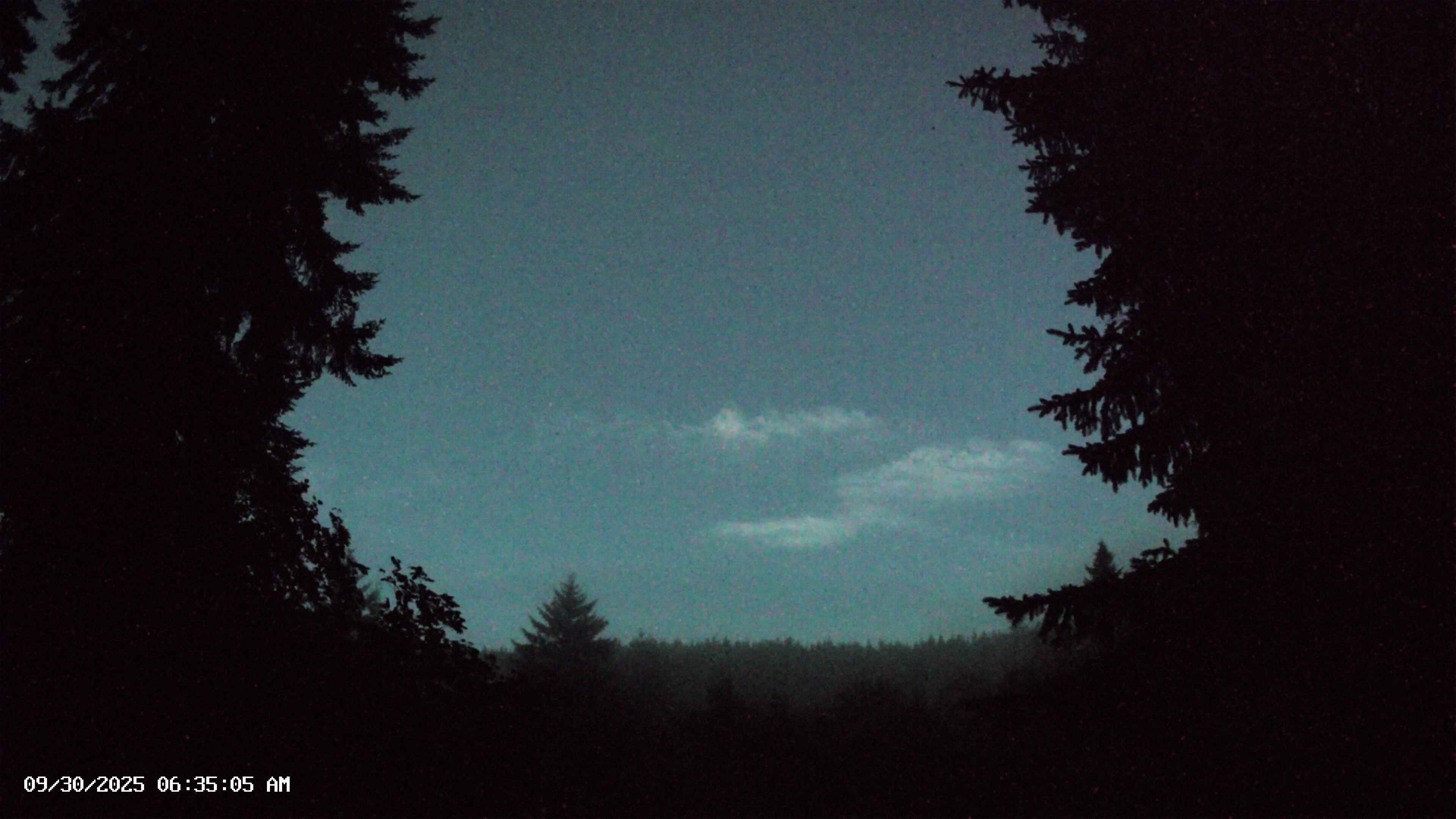 Pacific Northwest skyline timelapse on Sep 30, 2025 at 6:35 AM
