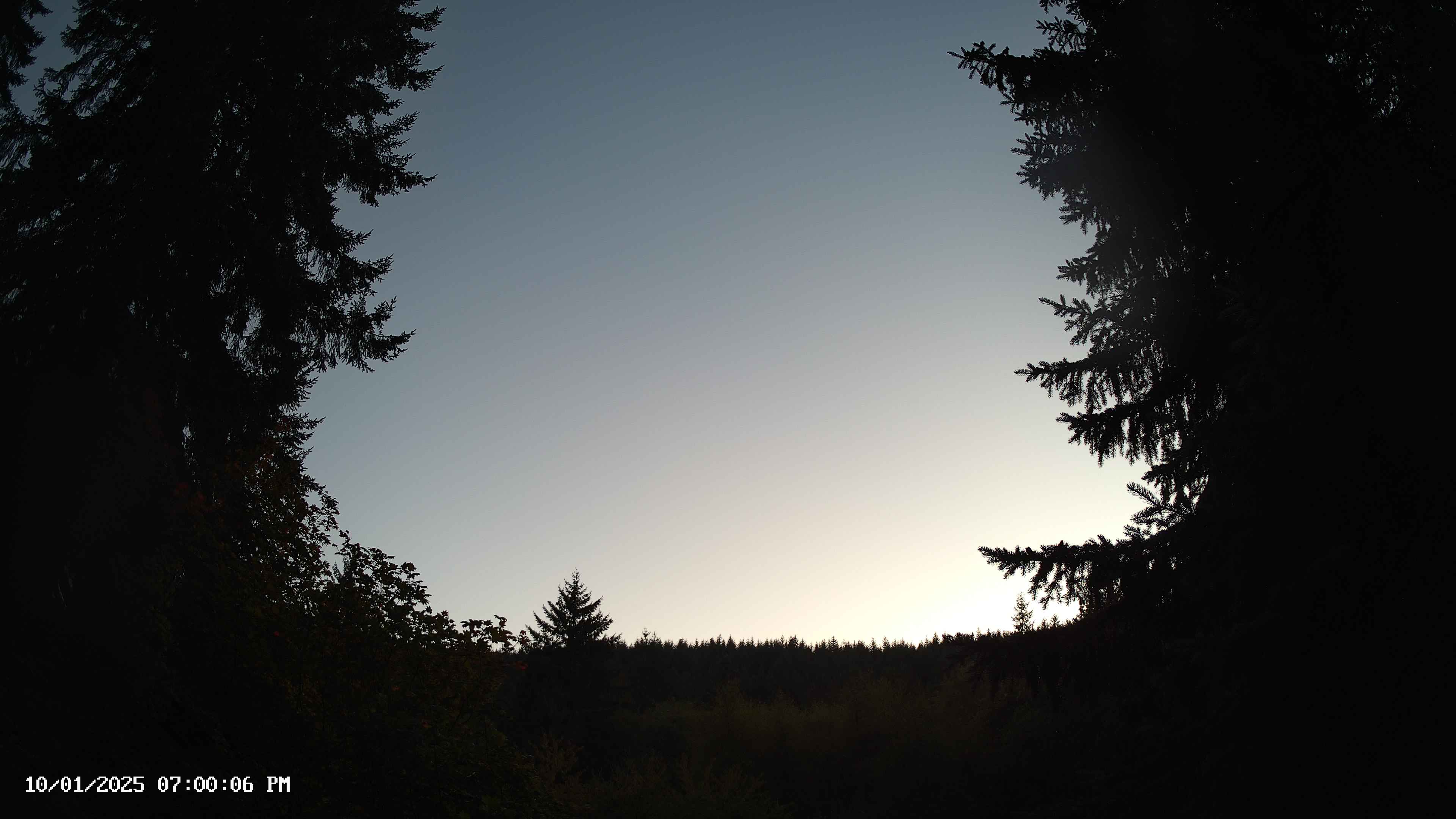 Pacific Northwest skyline timelapse on Oct 01, 2025 at 7:00 PM