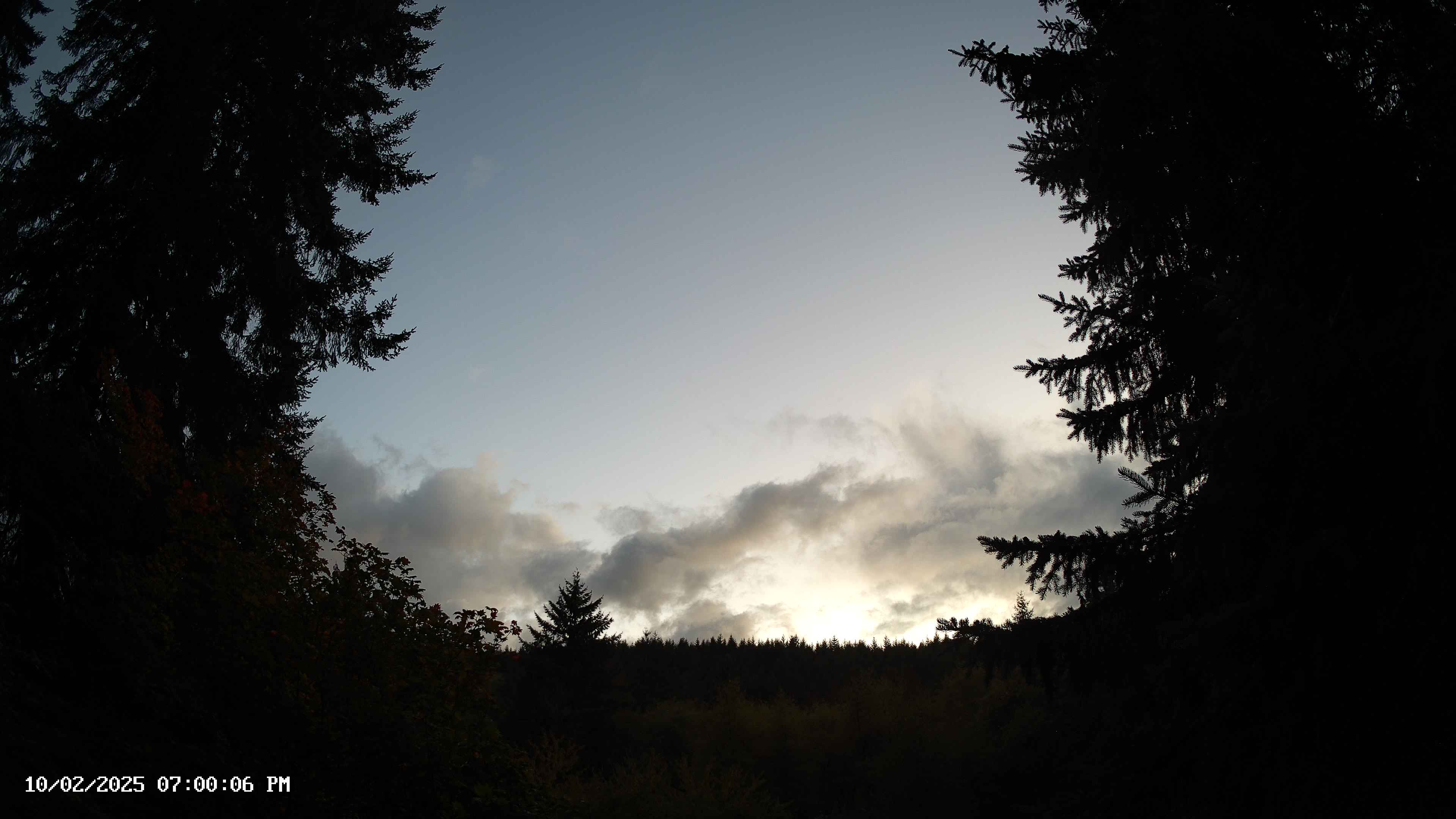 Pacific Northwest skyline timelapse on Oct 02, 2025 at 7:00 PM