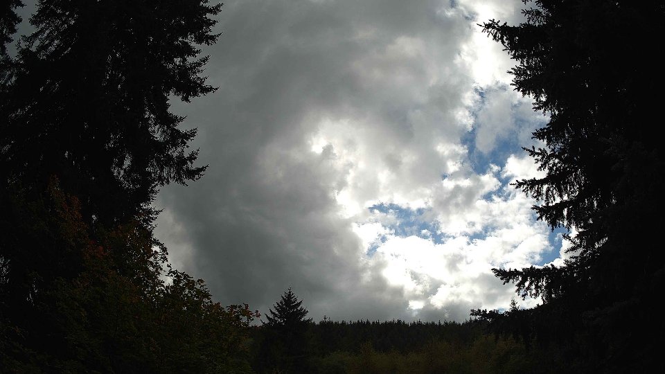 Pacific Northwest skyline timelapse on Oct 03, 2025 at 3:00 PM