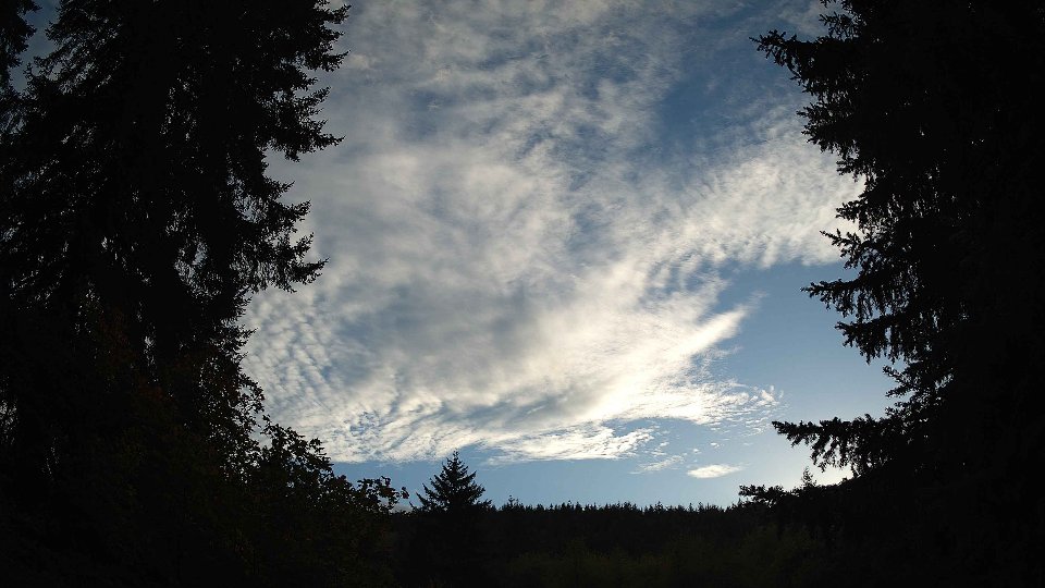 Pacific Northwest skyline timelapse on Oct 03, 2025 at 6:00 PM