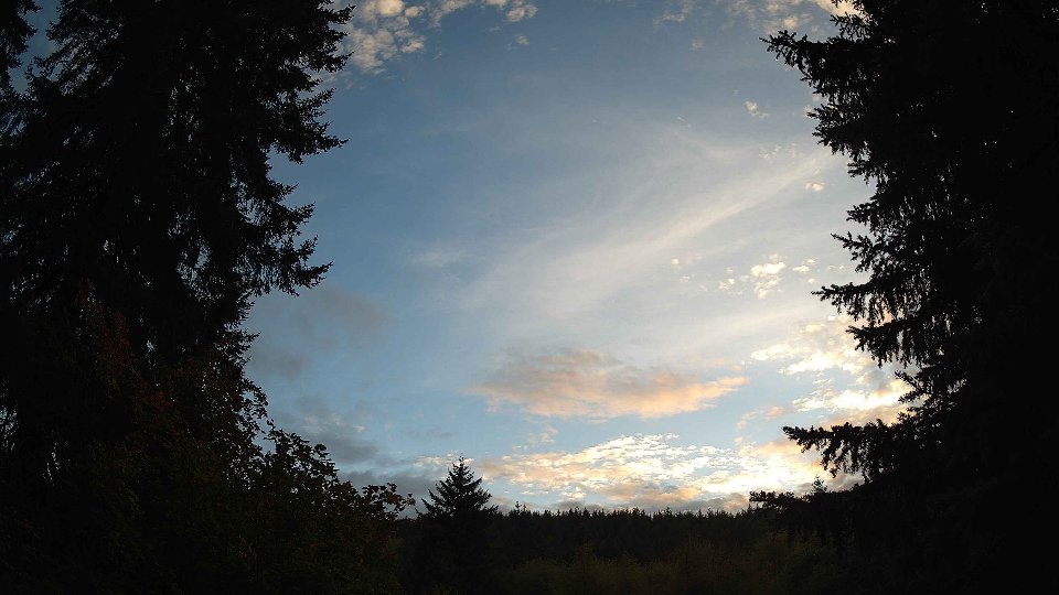 Pacific Northwest skyline timelapse on Oct 03, 2025 at 6:30 PM