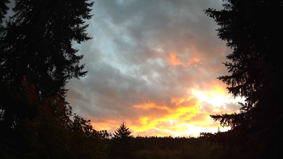Pacific Northwest skyline timelapse on Oct 04, 2025 at 6:45 PM