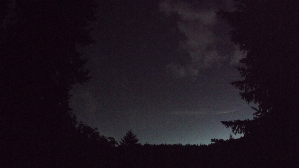 Pacific Northwest skyline timelapse on Oct 04, 2025 at 7:35 PM