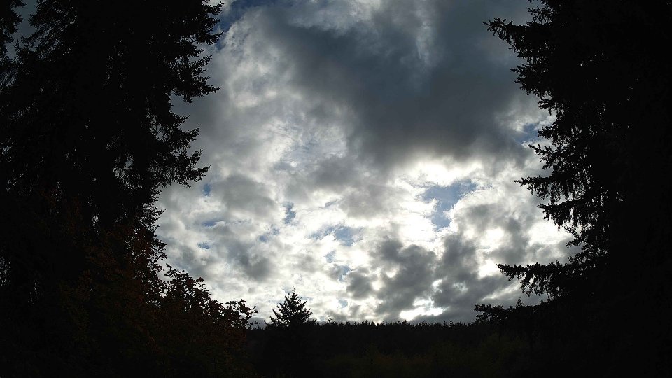 Pacific Northwest skyline timelapse on Oct 08, 2025 at 5:00 PM