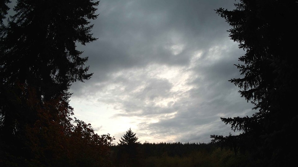 Pacific Northwest skyline timelapse on Oct 09, 2025 at 6:30 PM