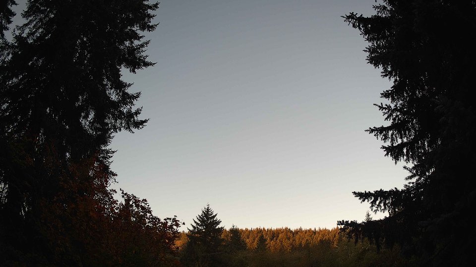 Pacific Northwest skyline timelapse on Oct 14, 2025 at 7:45 AM