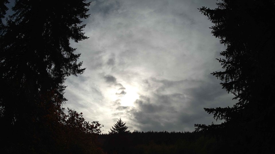 Pacific Northwest skyline timelapse on Oct 16, 2025 at 3:45 PM