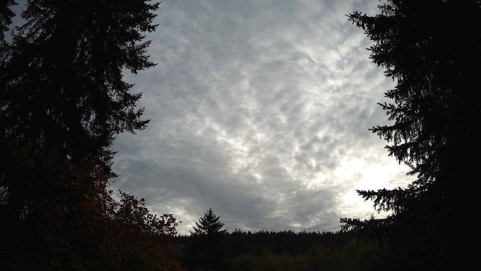 Pacific Northwest skyline timelapse on Oct 16, 2025 at 5:00 PM