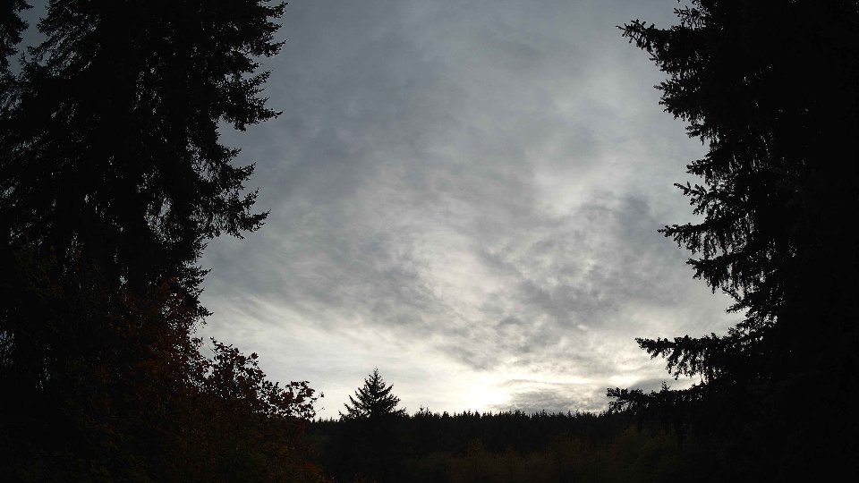 Pacific Northwest skyline timelapse on Oct 16, 2025 at 5:15 PM