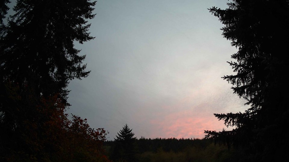 Pacific Northwest skyline timelapse on Oct 16, 2025 at 6:30 PM