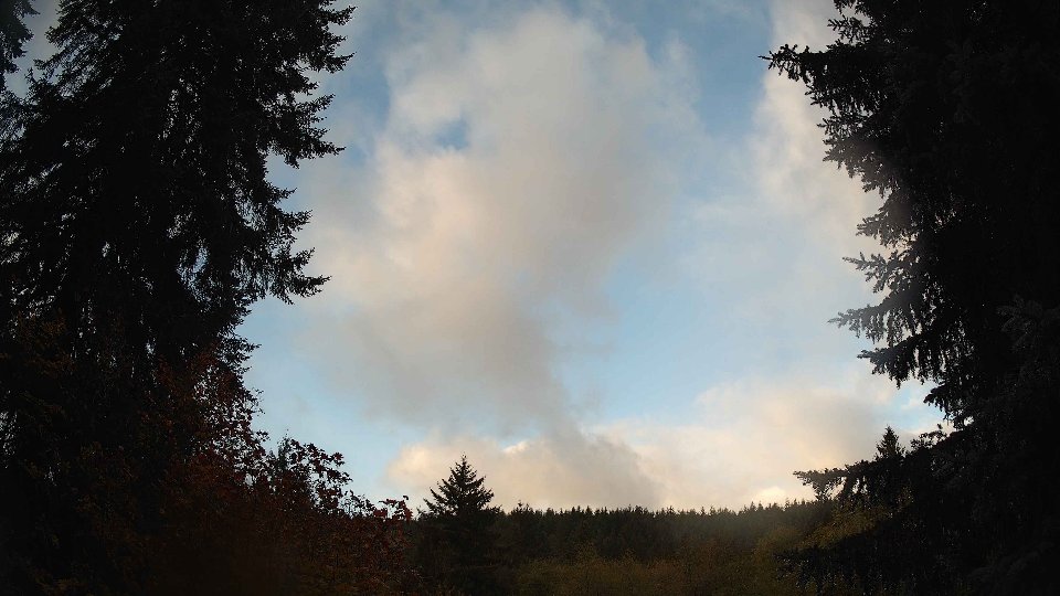 Pacific Northwest skyline timelapse on Oct 19, 2025 at 8:15 AM