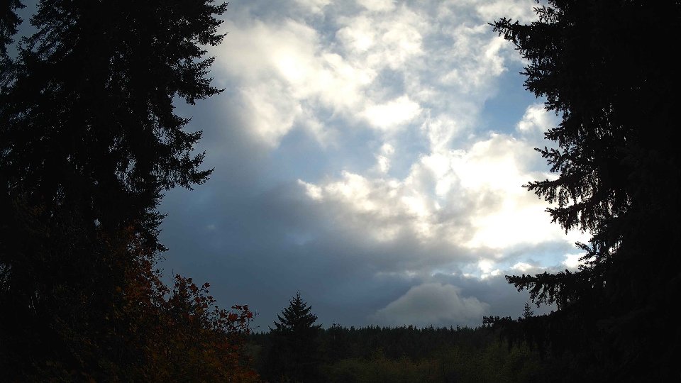 Pacific Northwest skyline timelapse on Oct 19, 2025 at 5:00 PM