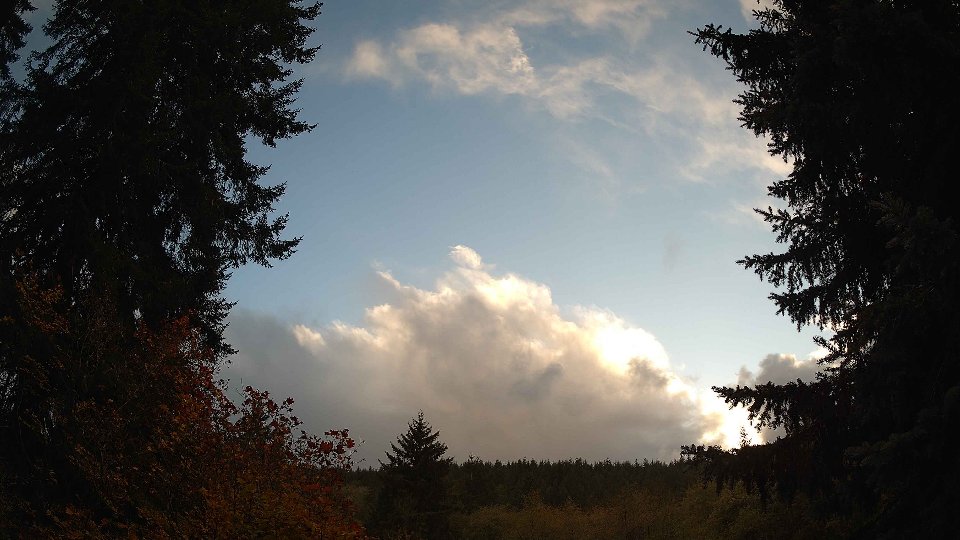 Pacific Northwest skyline timelapse on Oct 19, 2025 at 5:30 PM
