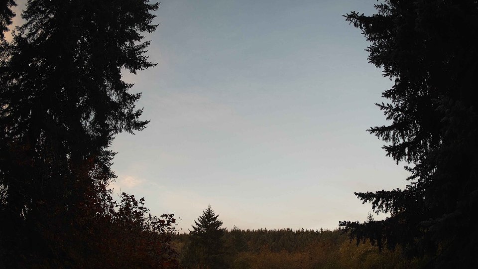 Pacific Northwest skyline timelapse on Oct 22, 2025 at 7:45 AM