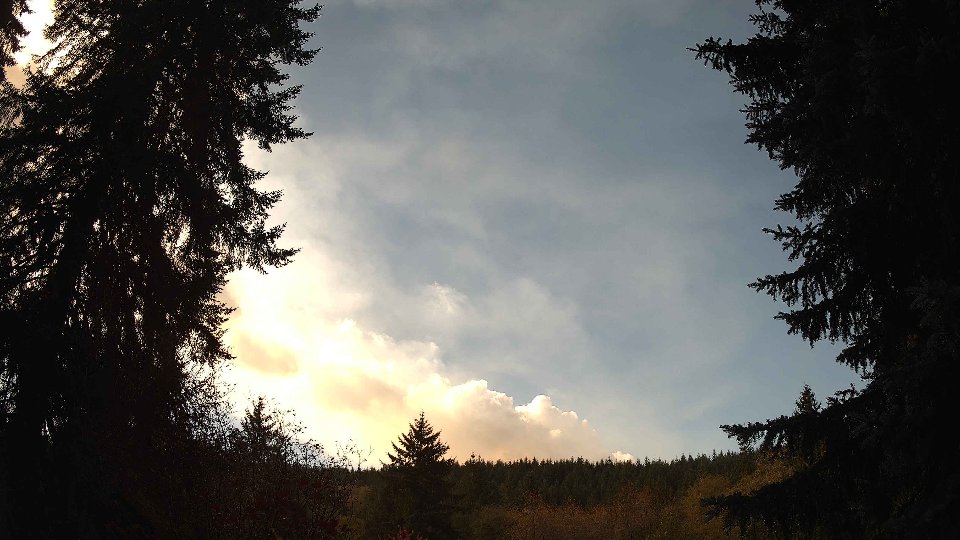 Pacific Northwest skyline timelapse on Oct 27, 2025 at 12:15 PM