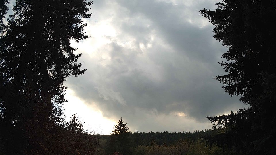 Pacific Northwest skyline timelapse on Oct 27, 2025 at 4:00 PM