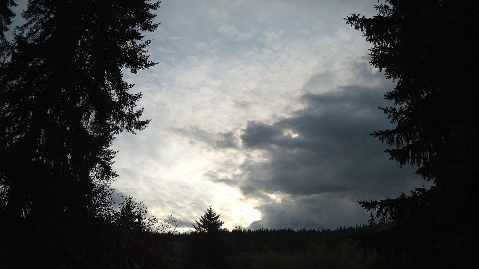 Pacific Northwest skyline timelapse on Oct 27, 2025 at 5:15 PM