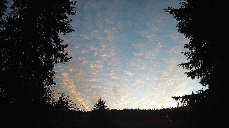 Pacific Northwest skyline timelapse on Nov 1st, 2025 at 6:00 PM