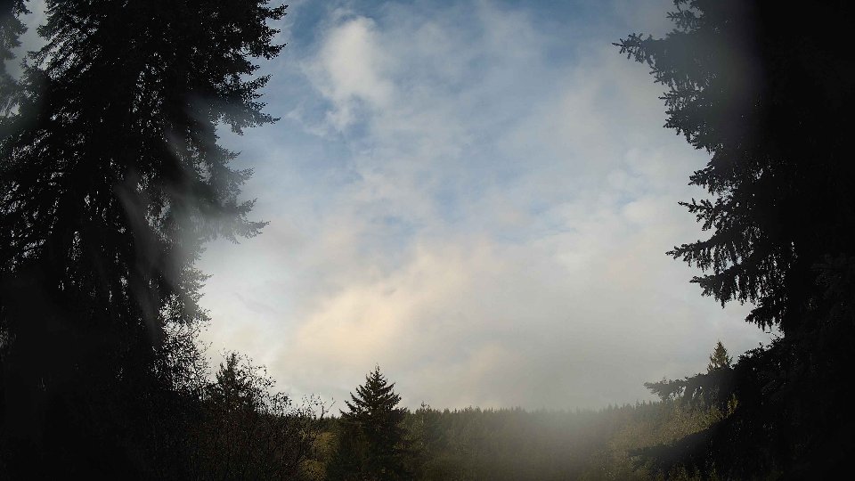 Pacific Northwest skyline timelapse on Nov 05, 2025 at 8:15 AM