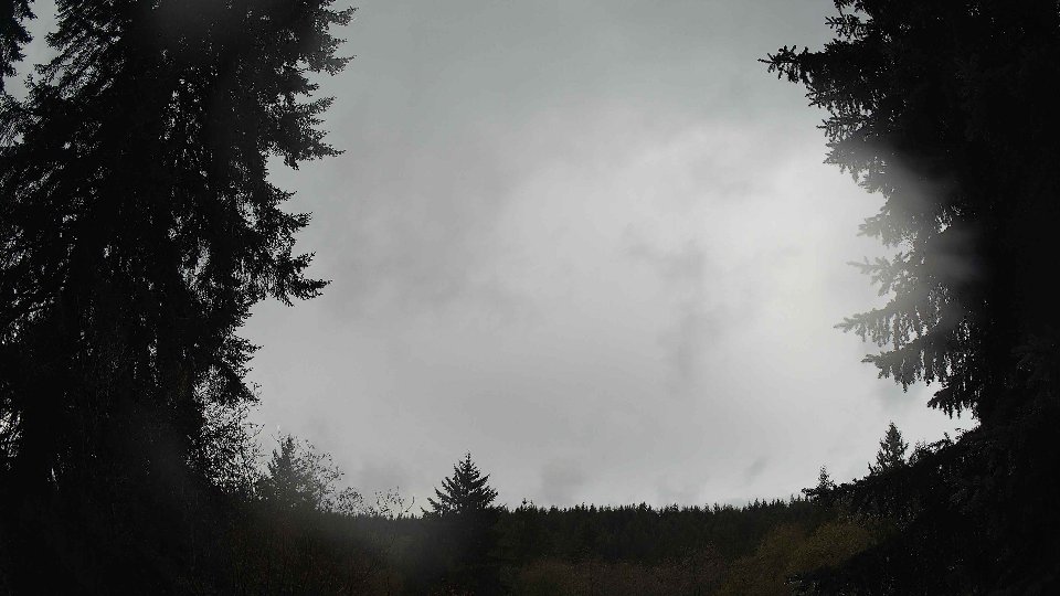 Pacific Northwest skyline timelapse on Nov 06, 2025 at 11:45 AM