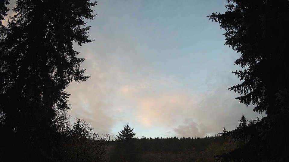 Pacific Northwest skyline timelapse on Nov 07, 2025 at 7:30 AM