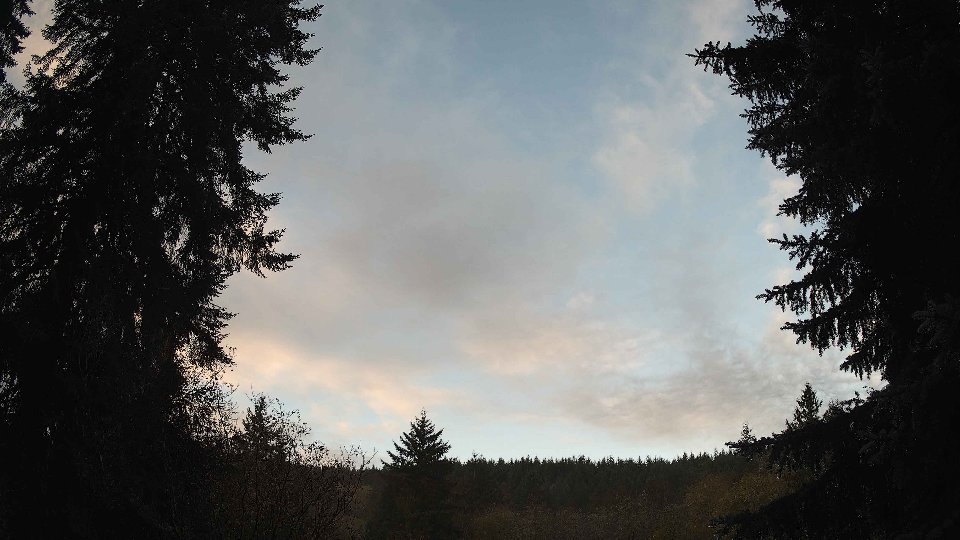 Pacific Northwest skyline timelapse on Nov 07, 2025 at 7:45 AM