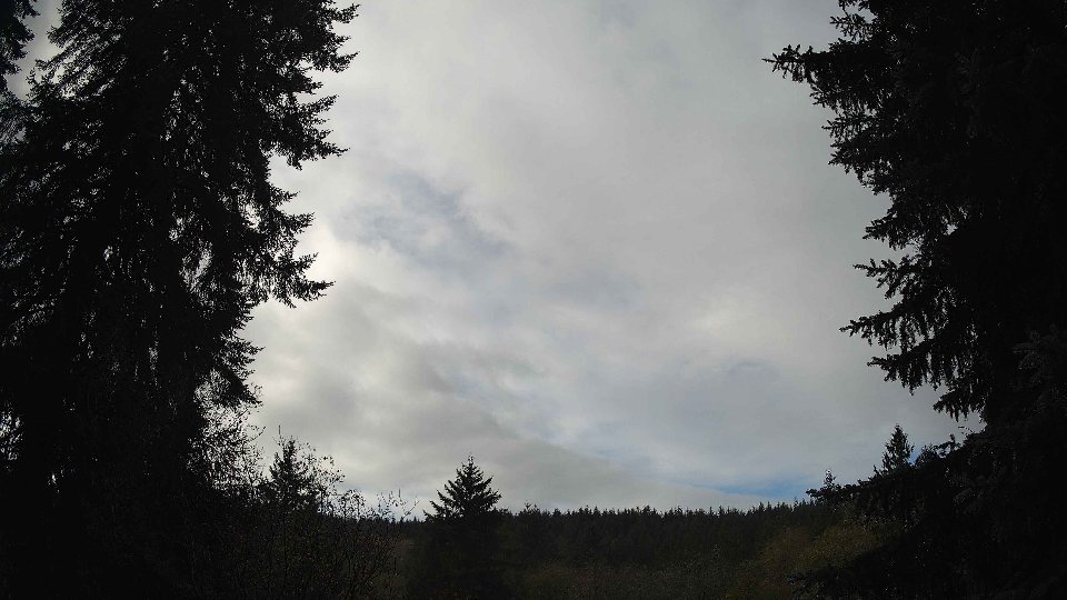 Pacific Northwest skyline timelapse on Nov 07, 2025 at 9:45 AM