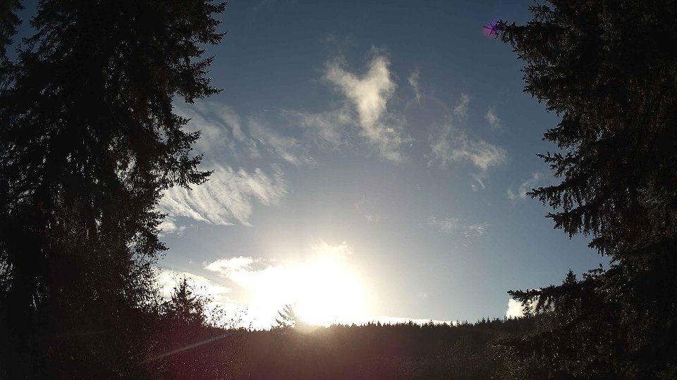 Pacific Northwest skyline timelapse on Nov 07, 2025 at 3:00 PM