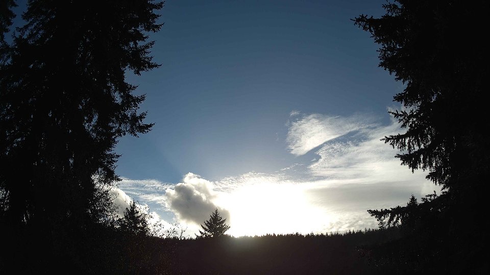 Pacific Northwest skyline timelapse on Nov 07, 2025 at 3:15 PM