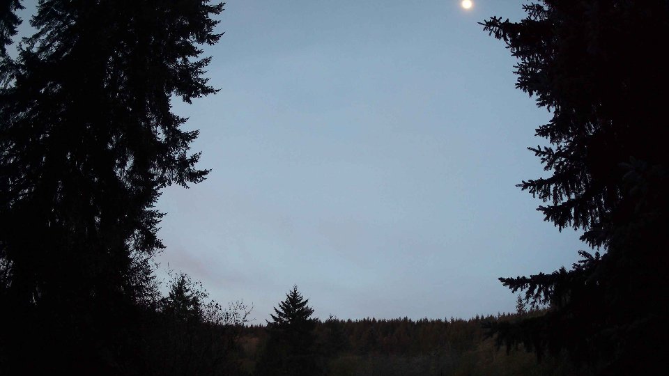 Pacific Northwest skyline timelapse on Nov 09, 2025 at 6:45 AM