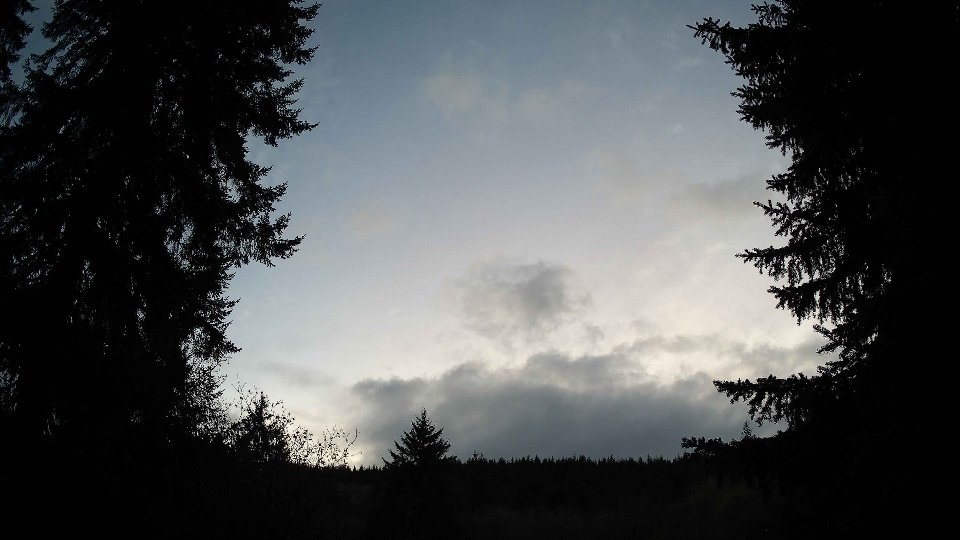 Pacific Northwest skyline timelapse on Nov 10, 2025 at 5:00 PM