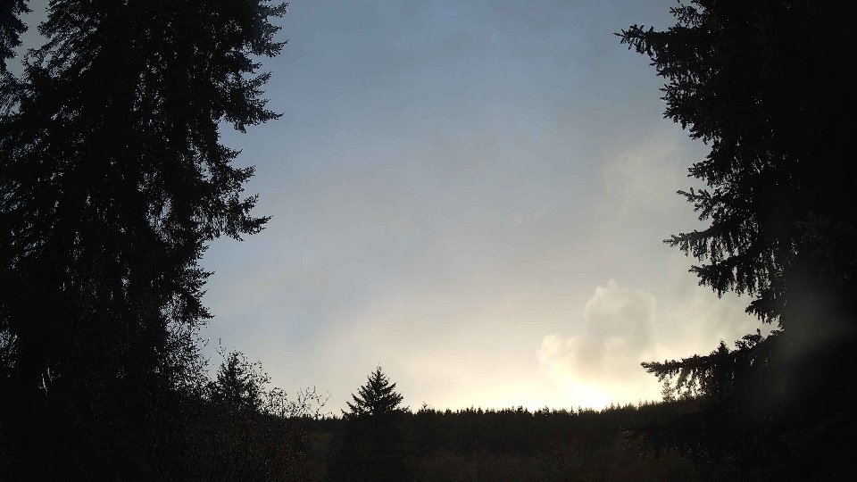 Pacific Northwest skyline timelapse on Nov 13, 2025 at 4:00 PM