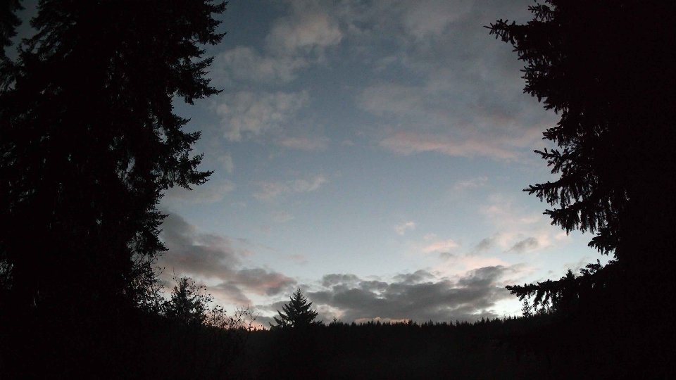 Pacific Northwest skyline timelapse on Nov 13, 2025 at 5:15 PM