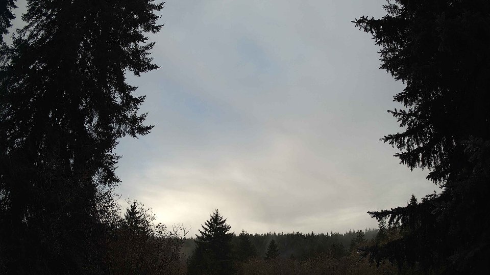 Pacific Northwest skyline timelapse frame from Nov 17th, 2025 at 9:30 AM