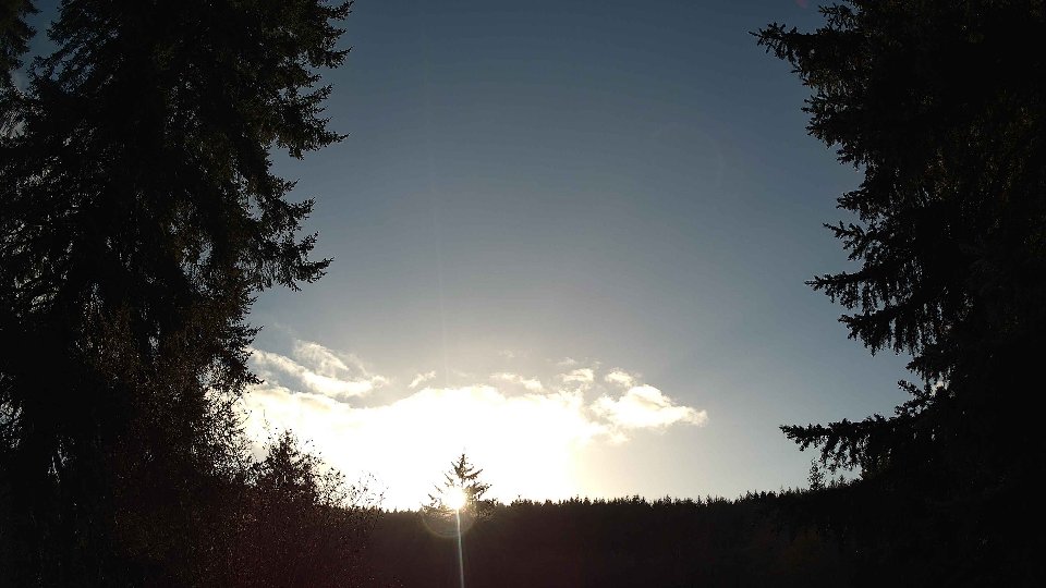 Pacific Northwest skyline timelapse frame from Nov 17th, 2025 at 3:00 PM