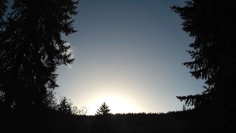 Pacific Northwest skyline timelapse frame from Nov 17th, 2025 at 3:15 PM