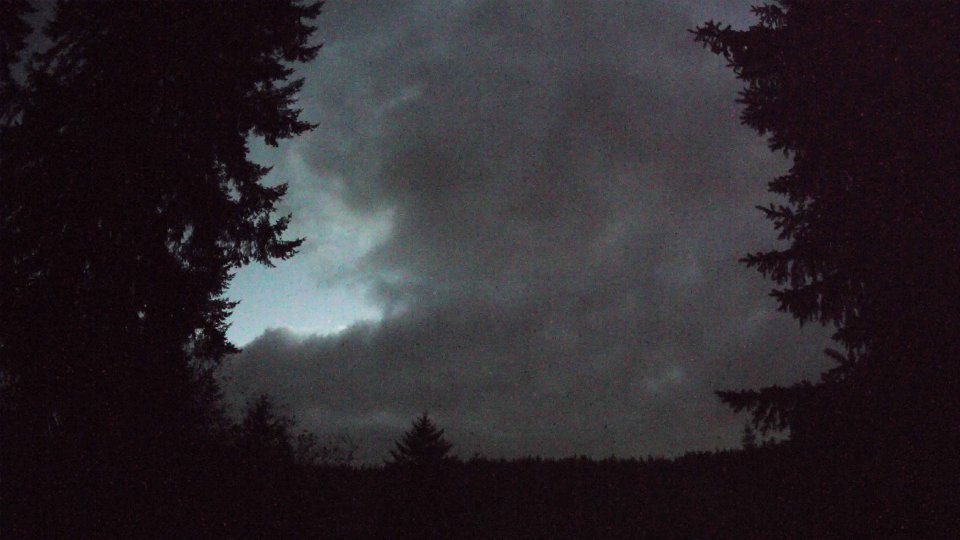 Pacific Northwest skyline timelapse frame from Nov 17th, 2025 at 5:19 PM