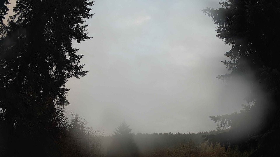 Pacific Northwest skyline timelapse frame from Nov 18th, 2025 at 7:45 AM