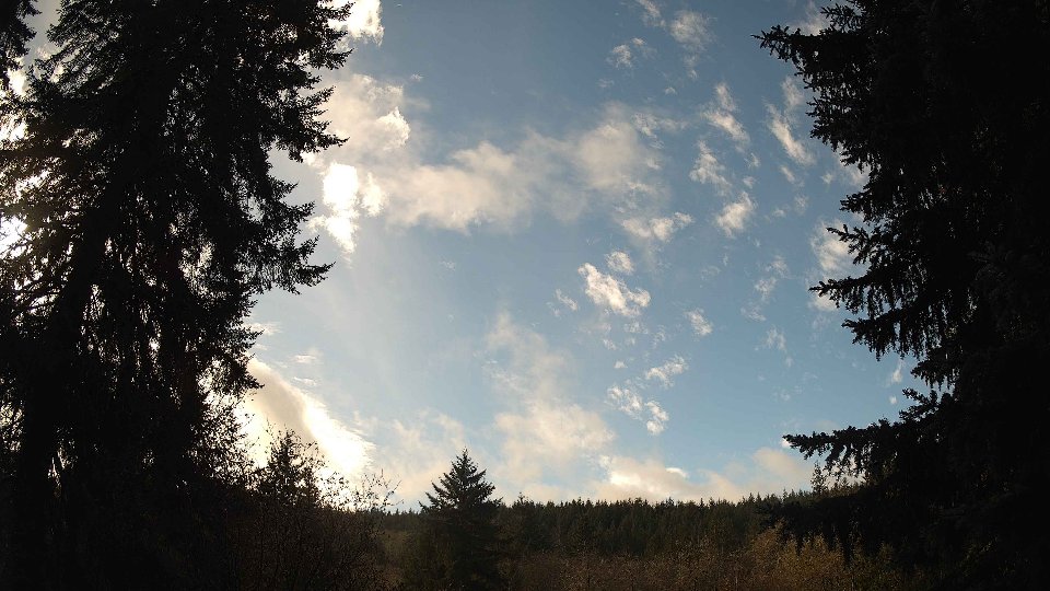 Pacific Northwest skyline timelapse frame from Nov 18th, 2025 at 11:45 AM