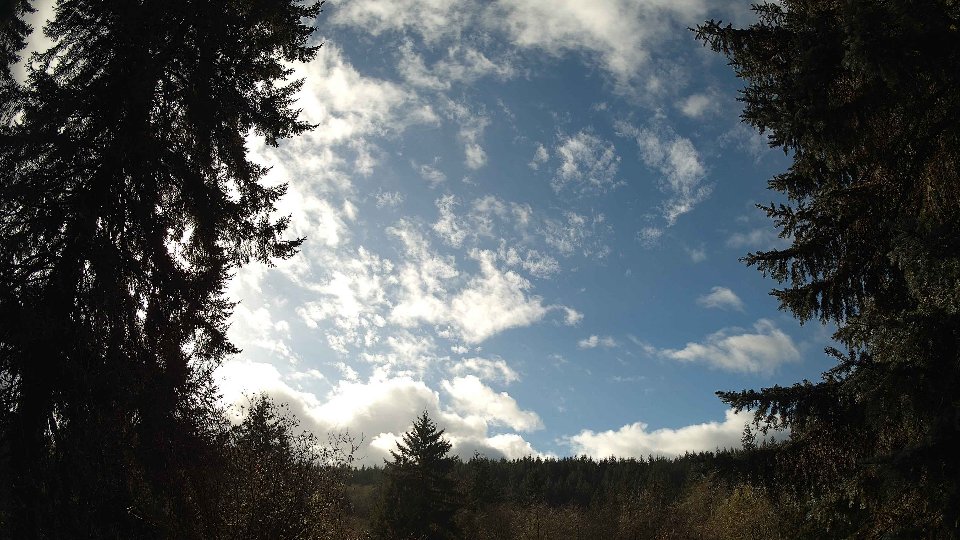 Pacific Northwest skyline timelapse frame from Nov 18th, 2025 at 1:00 PM