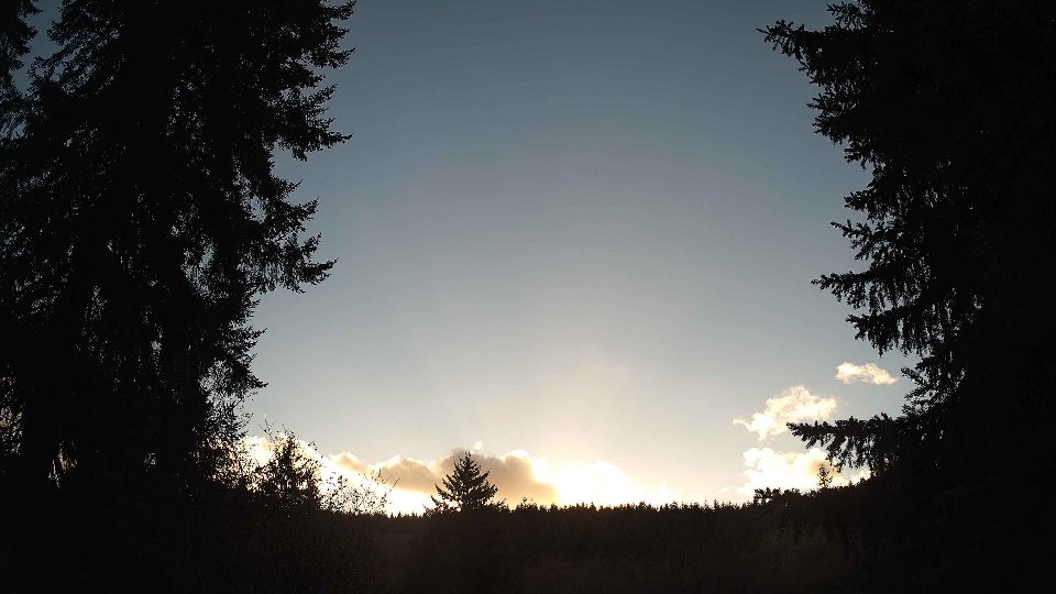 Pacific Northwest skyline timelapse frame from Nov 18th, 2025 at 3:30 PM