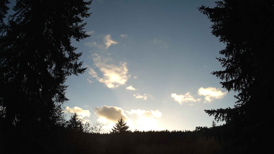 Pacific Northwest skyline timelapse frame from Nov 18th, 2025 at 3:45 PM