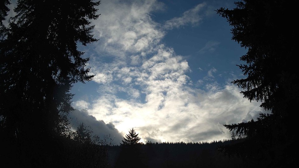 Pacific Northwest skyline timelapse frame from Nov 24th, 2025 at 3:00 PM