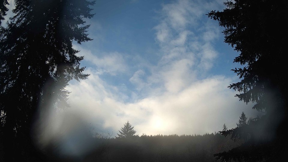 Pacific Northwest skyline timelapse frame from Dec 19th, 2025 at 10:00 AM