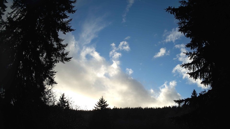Pacific Northwest skyline timelapse frame from Dec 19th, 2025 at 3:30 PM