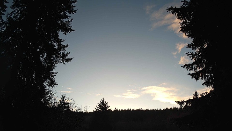 Pacific Northwest skyline timelapse frame from Dec 19th, 2025 at 4:00 PM