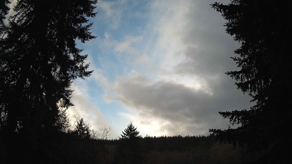 Pacific Northwest skyline timelapse frame from Mar 24th, 2026 at 7:00 PM
