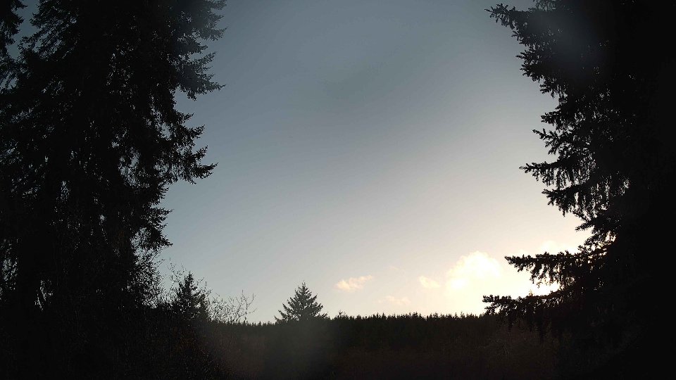 Pacific Northwest skyline timelapse frame from Mar 25th, 2026 at 7:00 PM