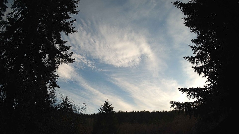 Pacific Northwest skyline timelapse frame from Apr 6th, 2026 at 7:00 PM